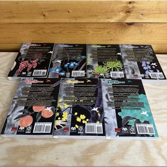 Black Bird Manga Volumes 1-7 Kanoko Sakurakoji Viz Media - Picture 3 of 3